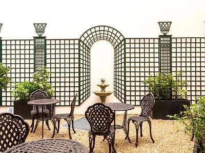 Villa Eiffel Mademoiselle Paris 4*,